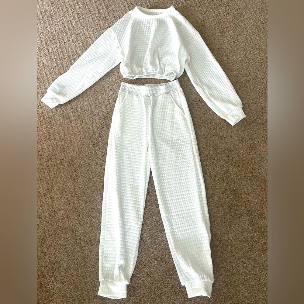 White Quilted Set